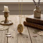 Collier Doré avec Pendentif Fleur de Naissance 04 - Marguerite d'Avril
