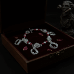 Bracelet Halloween - Dents de Vampire & Fleurs