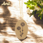 Collier Doré avec Pendentif Fleur de Naissance 04 - Marguerite d'Avril – Image 2