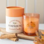 Bougie Parfumée “Pumpkin Pie” – L’Essence Douce de l’Automne (Bobo)