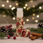 Baume à Lèvres en Stick Papier – Édition Plantes de Noël